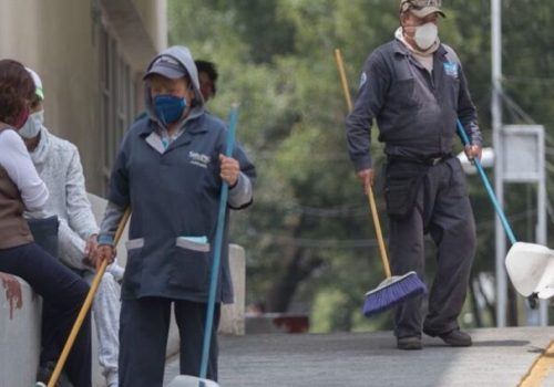 trabajajor-limpieza-696x424